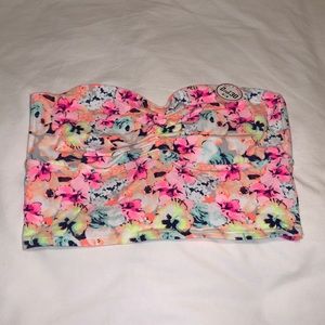NWT 🏷 VS Bandeau